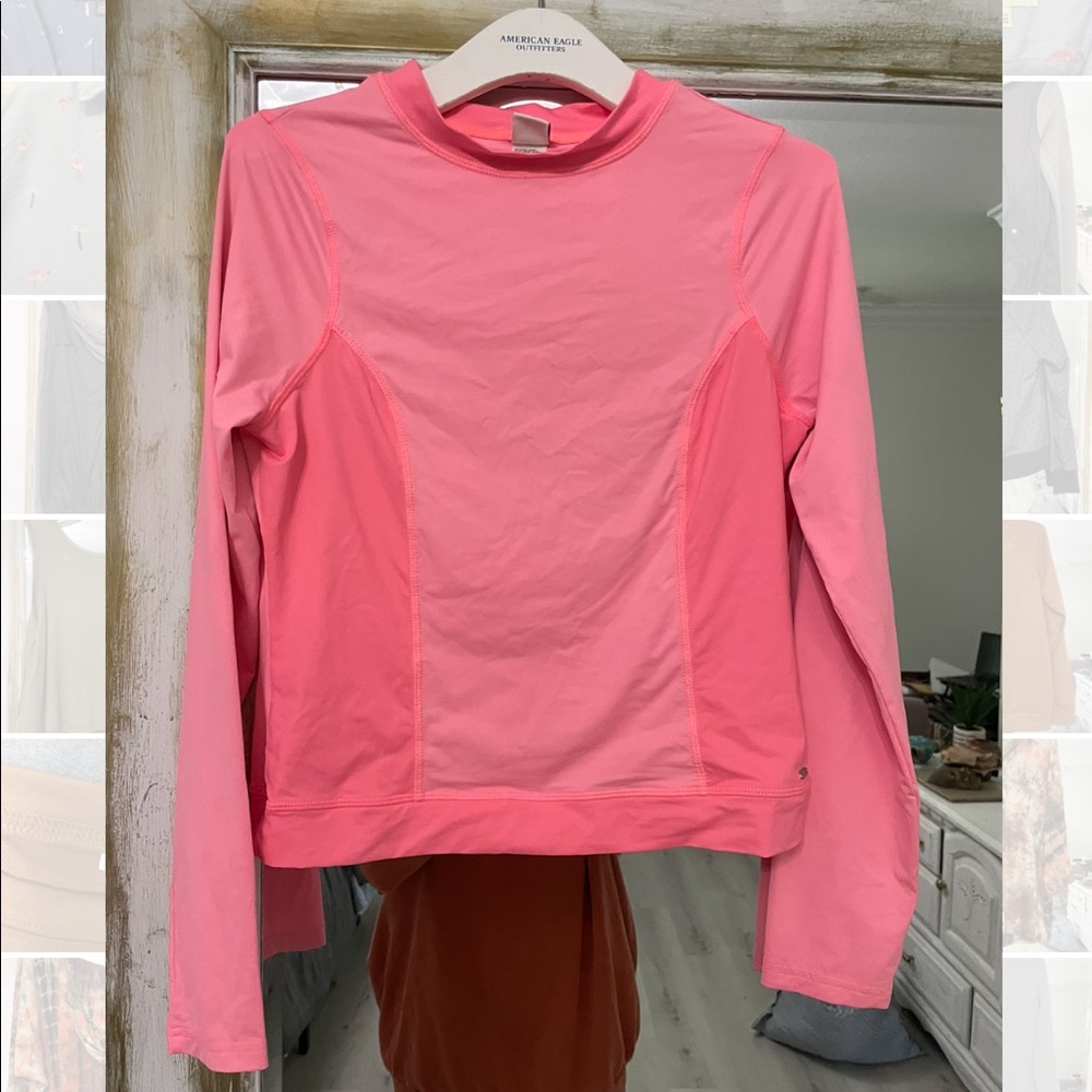 Women’s sun or swim shirt Gilly Hicks
